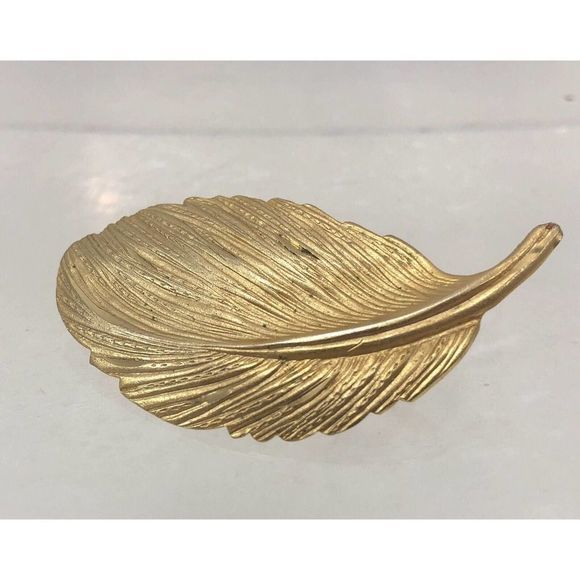 Gold Tone Feather Brooch Leaf Pin Jewelry - Picture 3 of 9